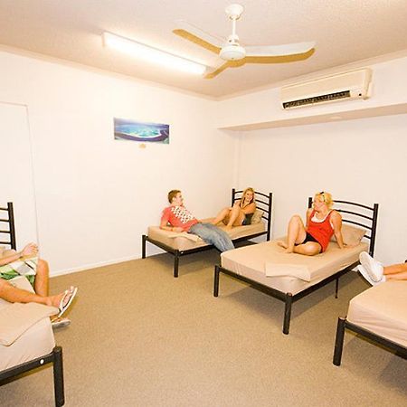 Global Backpackers Cairns Central Exteriör bild