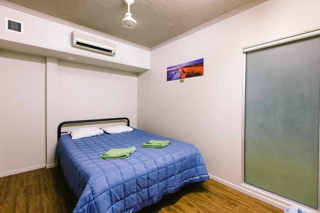 Global Backpackers Cairns Central Exteriör bild