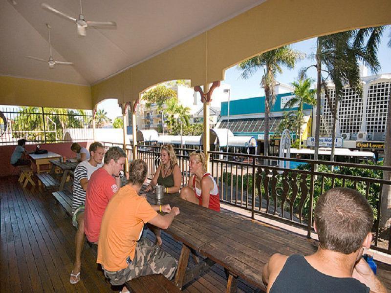 Global Backpackers Cairns Central Exteriör bild